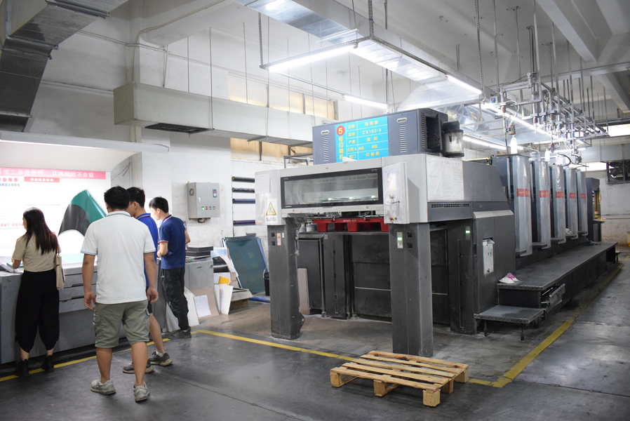 GUANGZHOU YM PACKAGE PRODUCTS CO.,LTD. linia produkcyjna producenta