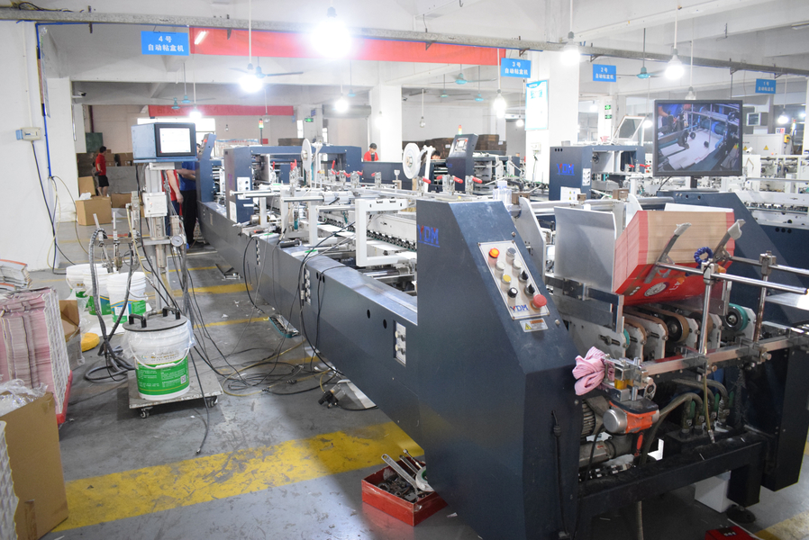 GUANGZHOU YM PACKAGE PRODUCTS CO.,LTD. linia produkcyjna producenta