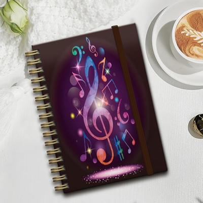 Pastelowy notes w twardej oprawie ze spiralą, o wysokiej trwałości i białym papierze